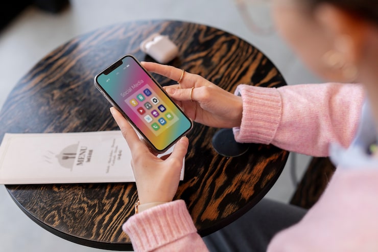 How to Close Apps on iPhone: The Right Way to Do It how to close apps on iphone